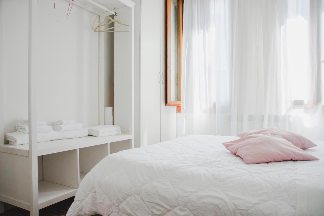 Ca Giardini Apartments In Biennale By Bricola Apartments Venesia Bagian luar foto