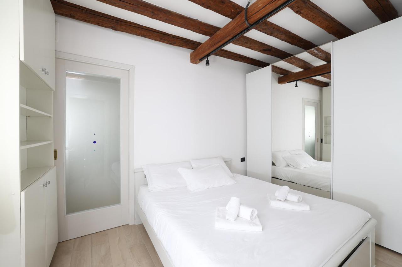 Ca Giardini Apartments In Biennale By Bricola Apartments Venesia Bagian luar foto